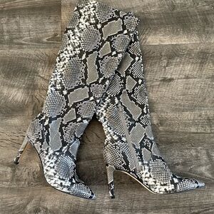 Nine West Snakeskin Knee-High Boots 🐍
